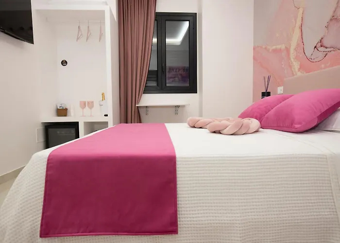 4 Rooms Rosario Catania